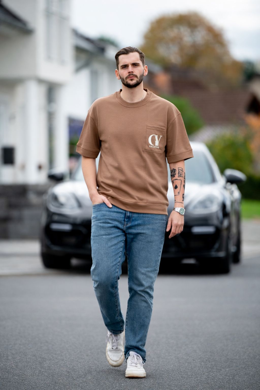 Oversized T-Shirt „GELVENS“ – Stilvoll, modern & vielseitig | Caramellbrown
